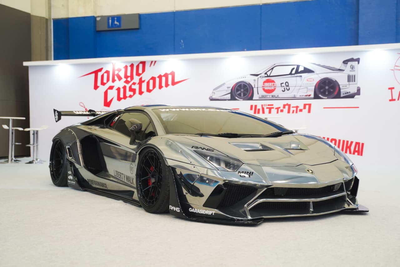 Lamborghini Aventador milik Raffi Ahmad